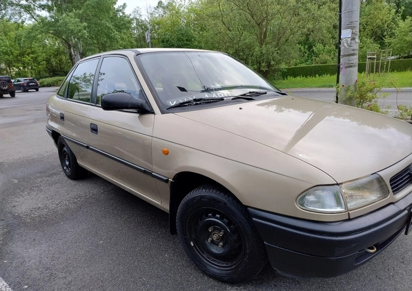 Opel Astra cena 2150 przebieg: 145600, rok produkcji 1999 z Kraków małe 7